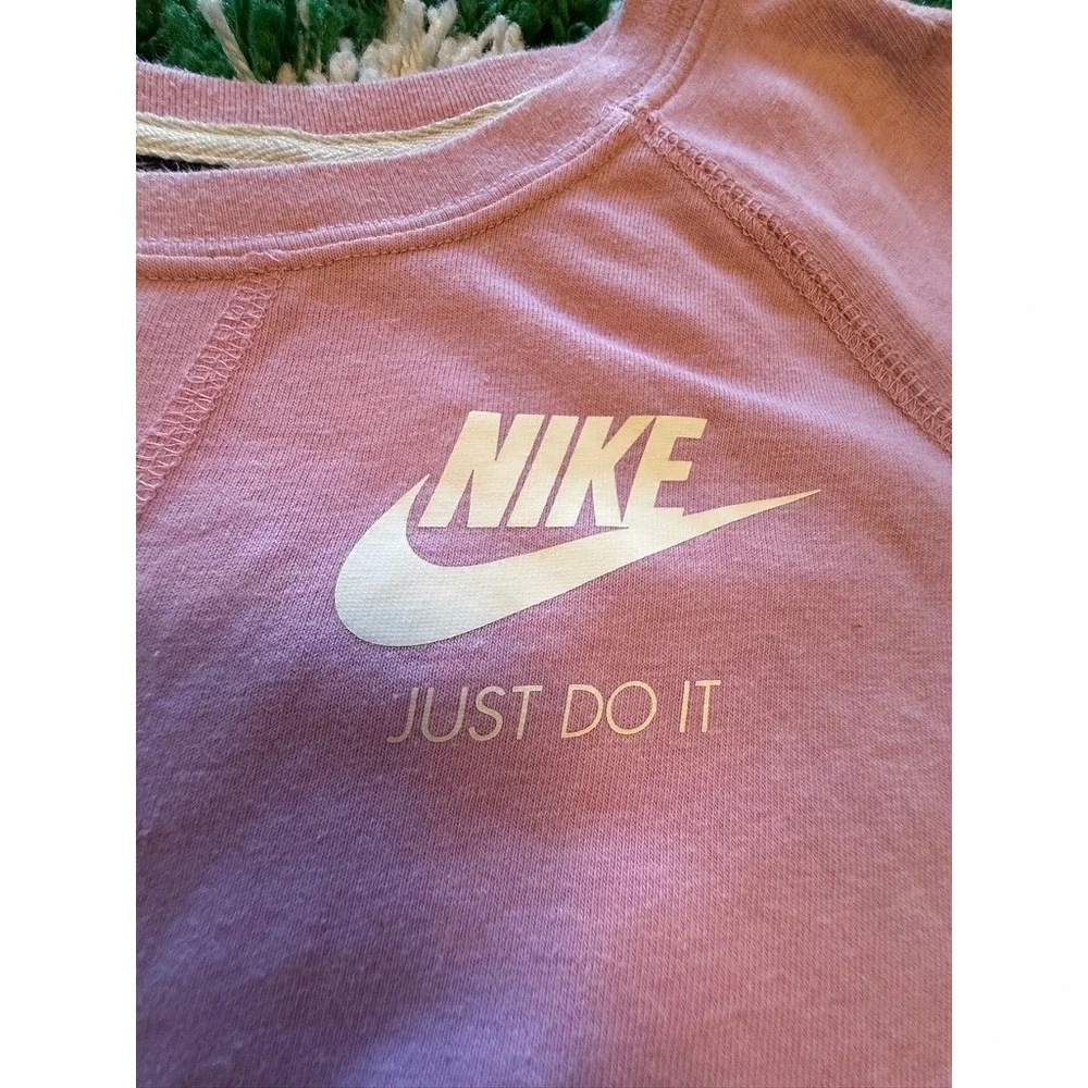 Nike Sweatshirt Womens L Purple Excellent Just Do It Pullover 883725-629